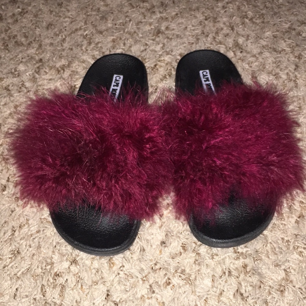 puff sandals!